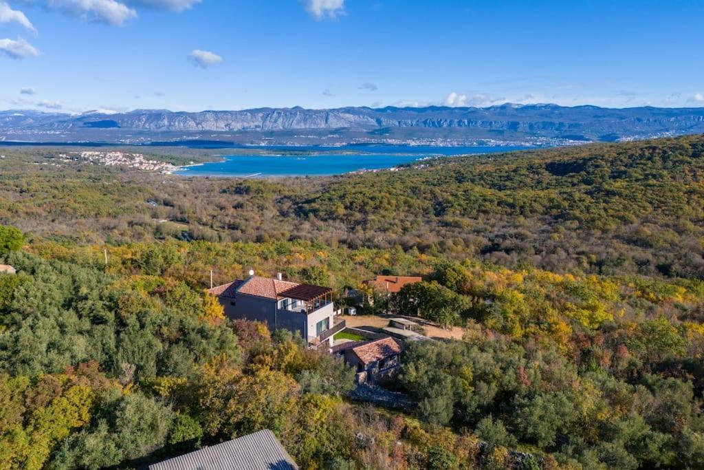 Le Maris With Indoor & Outdoor Heated Pool Villa *
