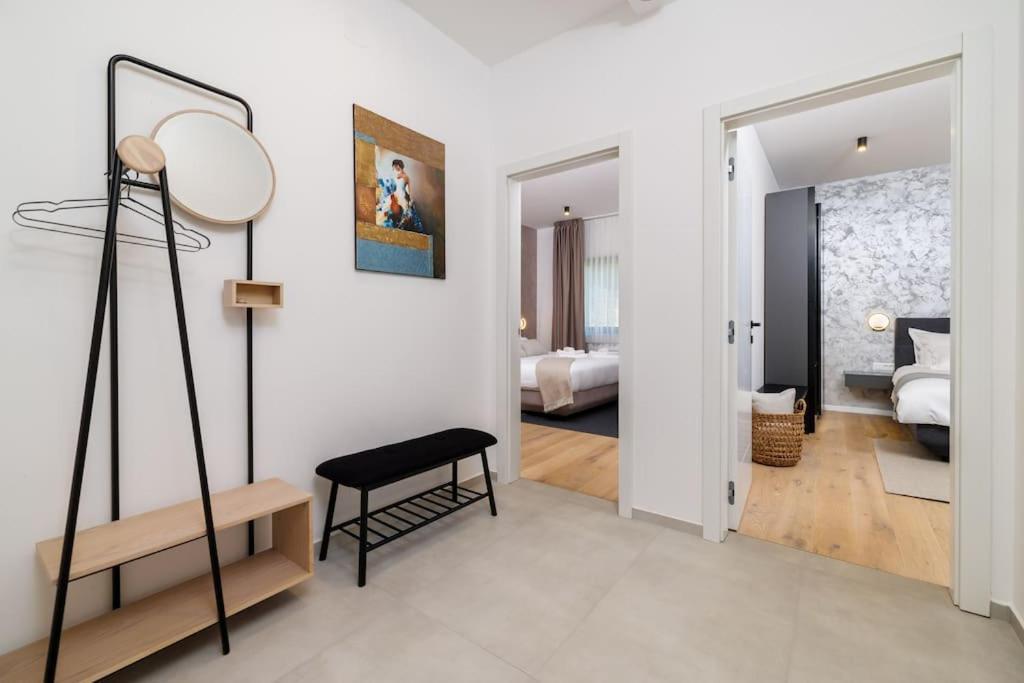 Le Maris With Indoor & Outdoor Heated Pool Villa Dobrinj