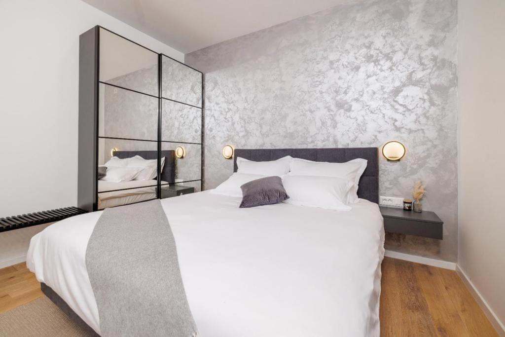 Le Maris With Indoor & Outdoor Heated Pool
